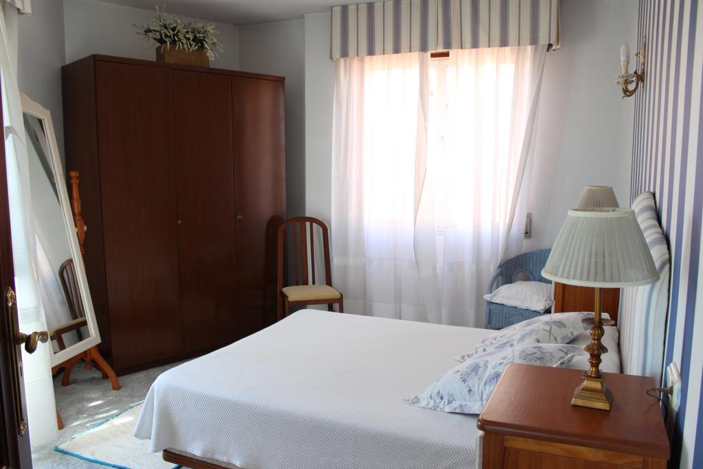 A Traina Hotel Cambados Bilik gambar